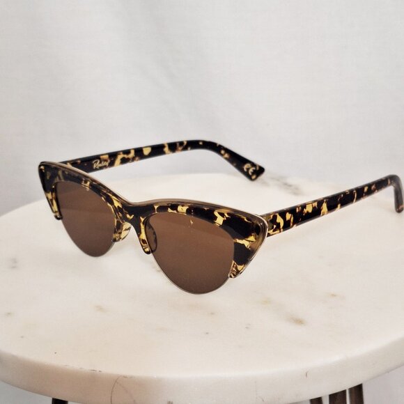 Reality LOREN Tortoise Shell Cats Eye Sunglasses main image 4